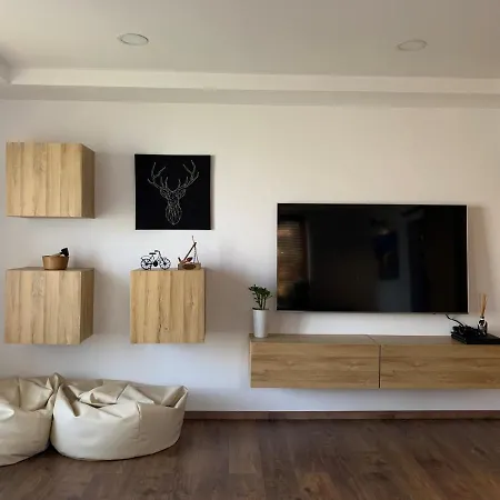 Bella Vista 1 Apartment *