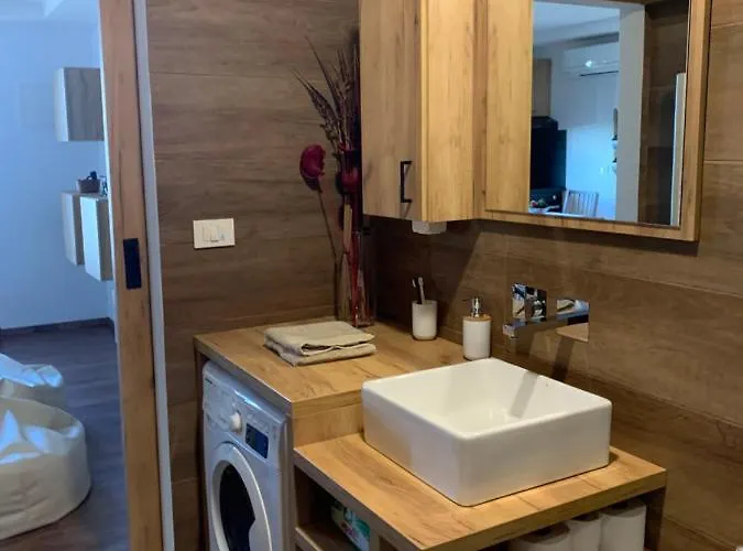 Bella Vista 1 アパート