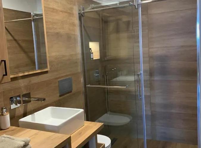 Bella Vista 1 イゾラ