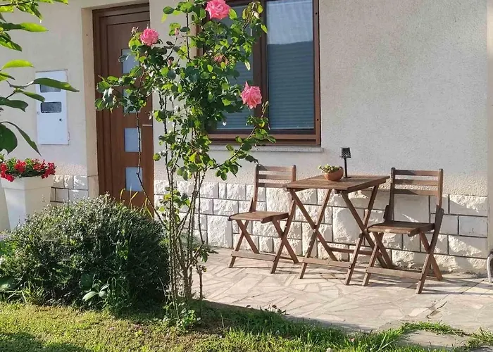 アパート Bella Vista 1 *